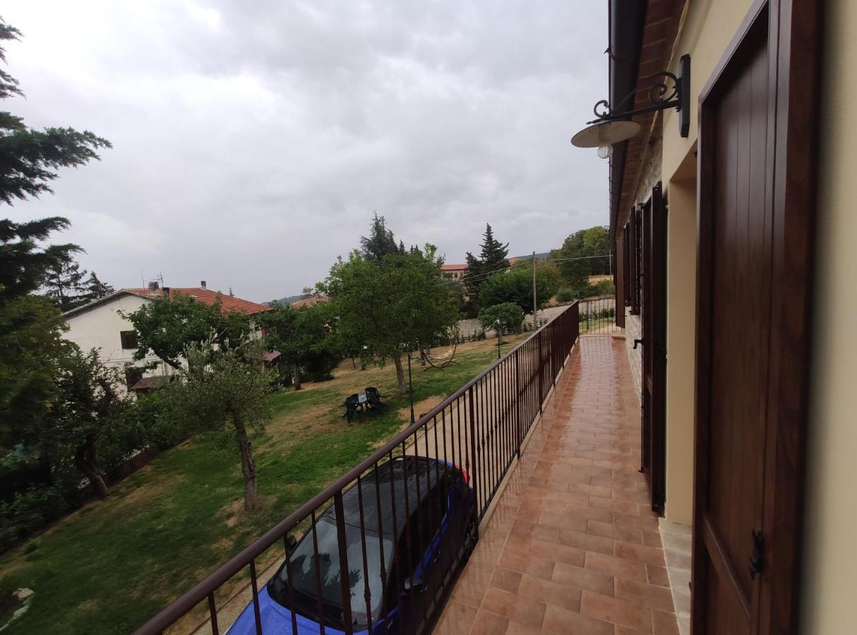 B&B Il Fienile Cingoli Kültér fotó